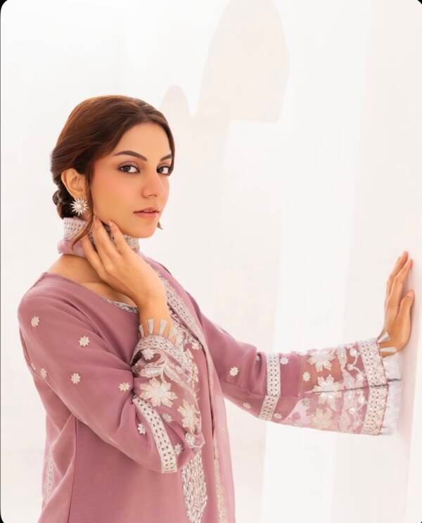 Leena - Image 2