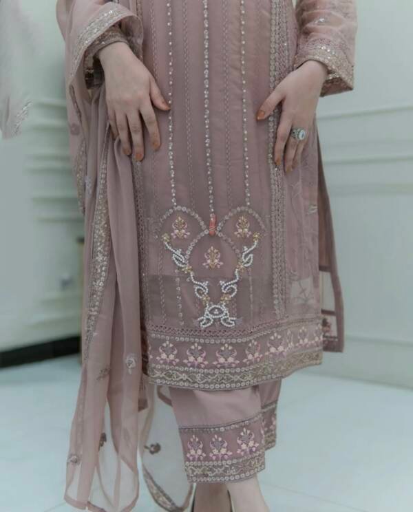 Lazaib T Pink - Image 2